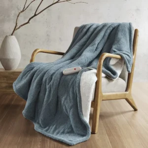 Amira Dream Soft Heated Throw in Blue
